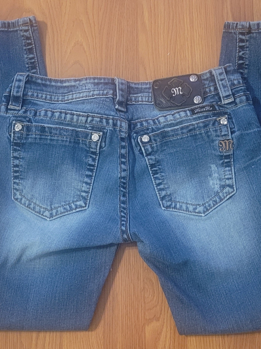 Miss Me Distressed Light Wash Ankle Skinny Jeans Rhinestone Pocket Size 30